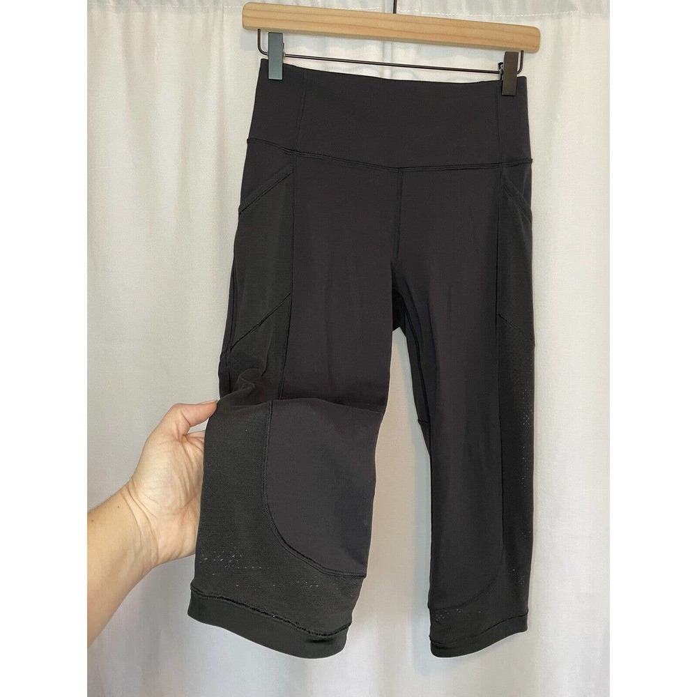 Lululemon Women's Black Crop Mesh Panel Leggings Side Pockets 21 Inch Inseam S/M - Picture 2 of 6